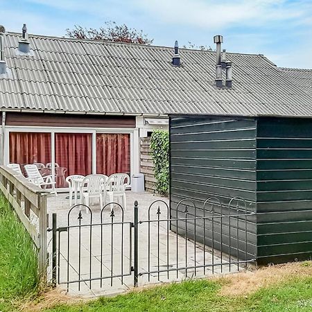 Two-Bedroom Holiday Home in Bruinisse Buitenkant foto